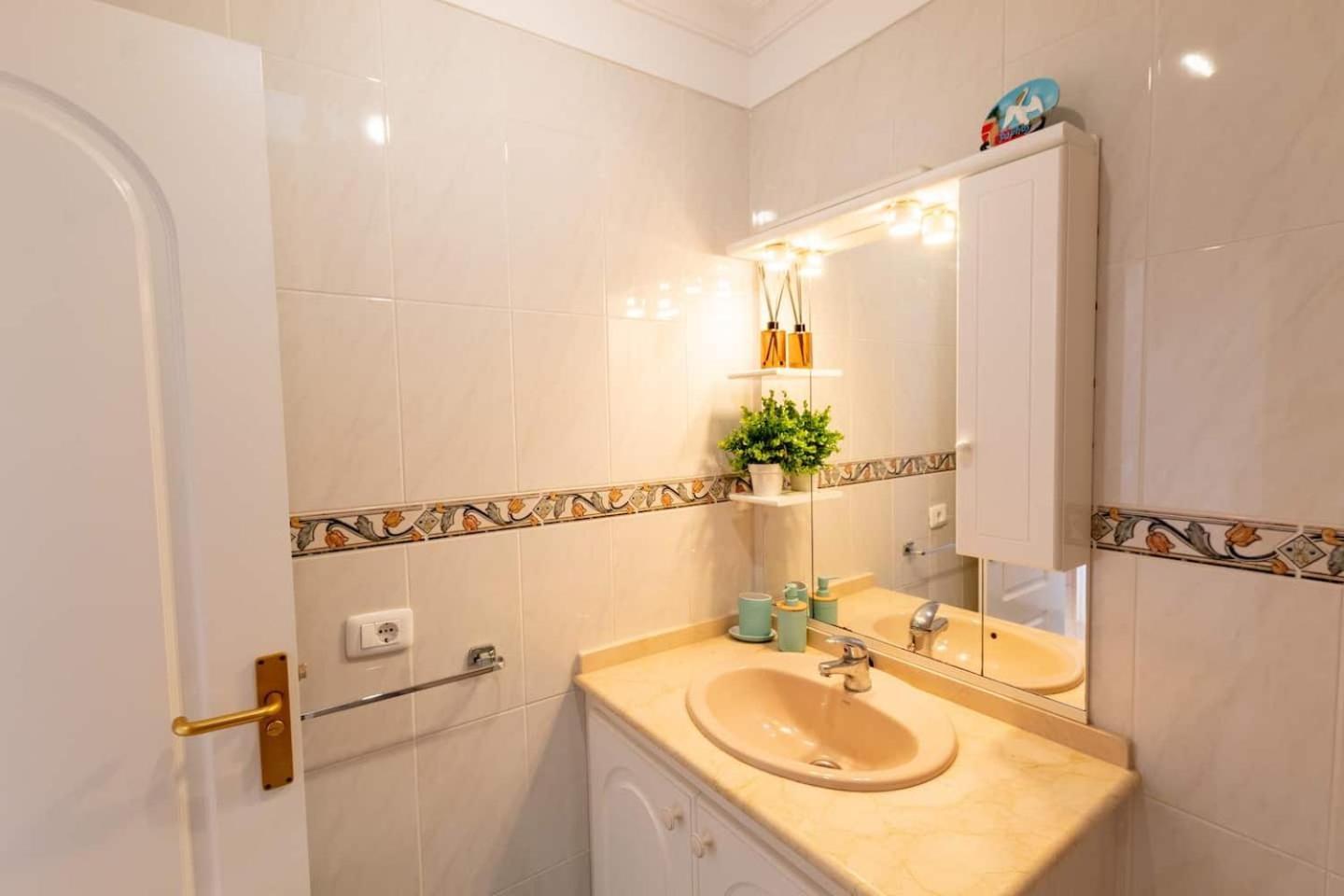 Penthouse Apt With Jacuzzi By Dream Homes Tenerife Puerto de Santiago  Exterior foto